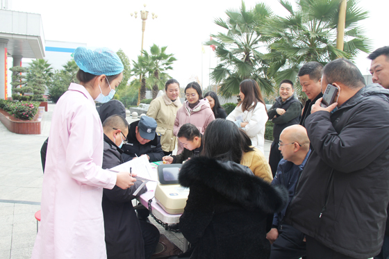 無(wú)償獻(xiàn)血 濟(jì)世于民——北醫(yī)大制藥股份有限公司積極開(kāi)展冬季愛(ài)心獻(xiàn)血活動(dòng)